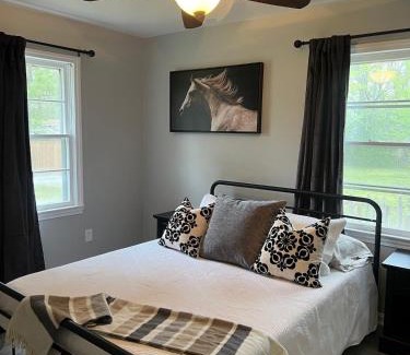 Decatur House | Family-friendly Decatur Oasis