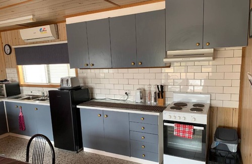 Michelago Cottage | Family Friendly Farm-stay - Laurobel Cottage, Michelago NSW, Snowy Monaro Region