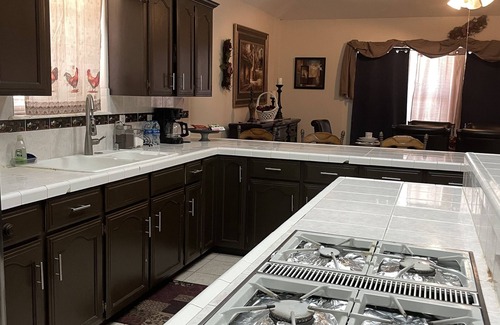 McAllen House | Family Friendly Gem with Patio