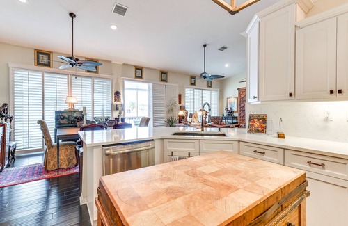 Park Place House | Family-Friendly Holiday Townhome with Boat Dock!