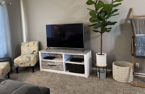 Chalco House | Family Friendly Home in Southwest Omaha