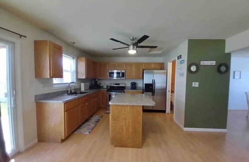 Ottawa House | Family Friendly Home in Ottawa