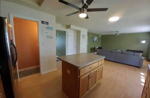 Ottawa House | Family Friendly Home in Ottawa