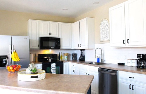 Georgetown House | Family Friendly Home near DWTN ATX w Cozy Backyard