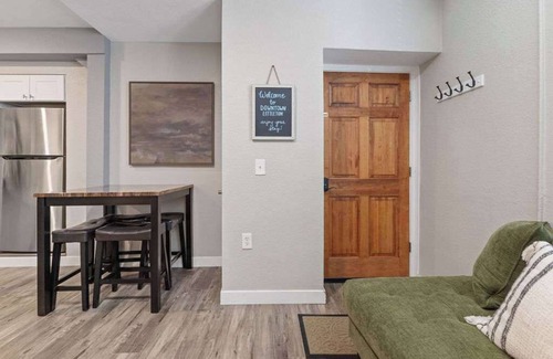 Littleton Apartment | Family friendly in Downtown Littleton