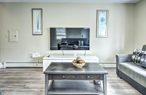 Keansburg House | Family-Friendly Keansburg Home Walk to Beach!