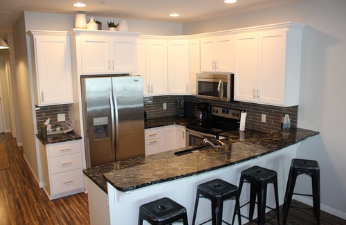 Arnolds Park Condo | Family-friendly Lakefront East Lake Okoboji Condo- Bridges Bay Resort
