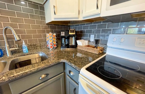 Osage Beach Apartment | Family-Friendly Lakefront Condo with Breathtaking Views