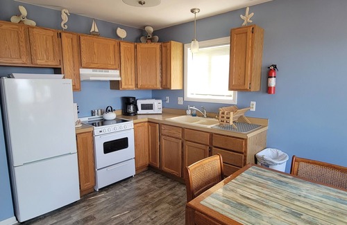 Port Austin House | Family Friendly Lake House with Private Beach and Spectacular Sunset Views