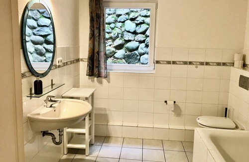 Volksdorf Apartment | family-friendly, many green, yet central