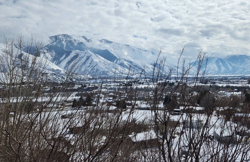Utah County House | Family Friendly, Mountain Views-Base of Hobble Creek Canyon