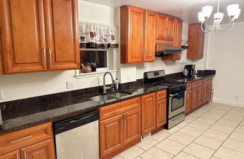 Cheverly House | Family-friendly neighborhood, close to DC/Fedex stadium