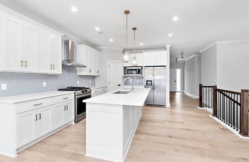 Olathe House | Family-Friendly Oasis near Heritage Park and Golf Course