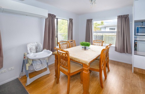 Lynmore House | Family Friendly Quiet, Cozy, Safe Stay in Rotorua+Free wifi759Mbps+Pool Table
