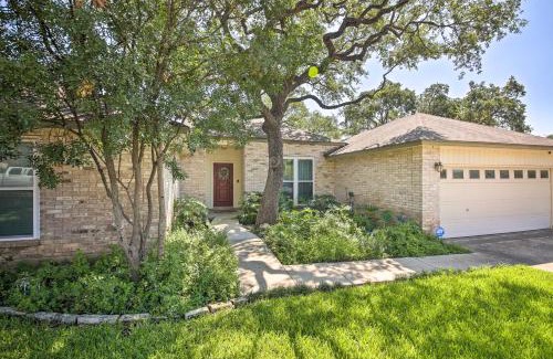 Encino Park House | Family-Friendly San Antonio Home with Hot Tub and Deck