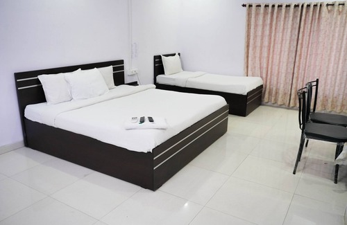 Rau Hotel | Family Friendly Sized AC Rooms are available