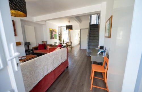 Deal House | Family friendly, sleeps 5, 3 mins to beach