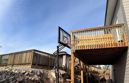 Yellowknife House | Family friendly Spacious 4-bedroom house in enchanting Yellowknife with WiFi