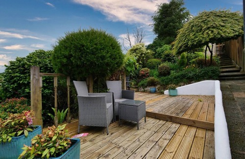 Dartmouth House | Family-friendly Townhouse with Views & Garden