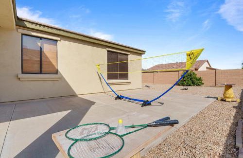 Palm Valley House | Family Friendly w Badminton Goodyear Park