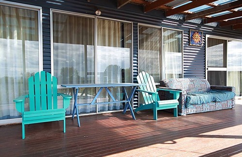 Venus Bay House | Family Fun Beach House Landscape