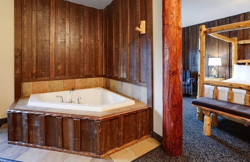 Sioux City Hotel | Family-fun in Sioux: Comfy Suites Close to City Historical Attractions