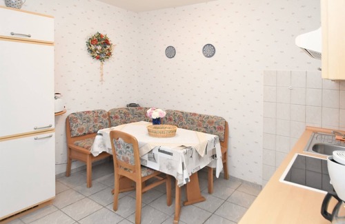 Blankenburg Apartment | Family Fun Near Devil’s Wall