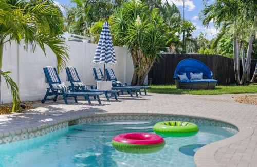Survey Creek House | Family Fun | Pool | Game Room | Near Chase Stadium