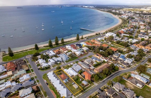 Rockingham House | Family Fun Your beach and fishing delight