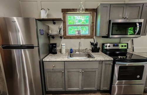 Guntersville Apartment | Family Get Away Tiny House Cabin with Bunk Room+Pet Friendly! Lake Guntersville