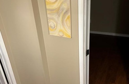 Bowmanville Apartment | Family Getaway