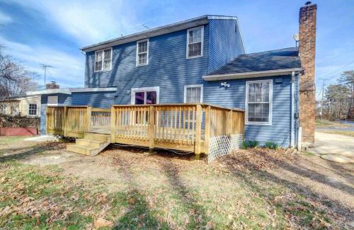 Fort Washington House | Family Home ~ 18 Mi to DC: Private Deck!