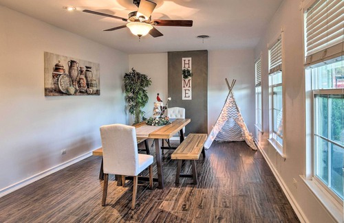 Shearer Hills - Ridgeview House | Family Home, Halfway Between Airport & Dtwn