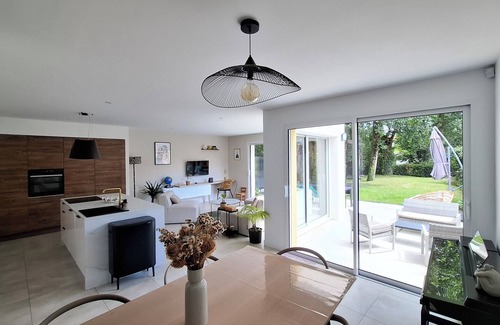 Ragon et la Malnoue House | Family home near Nantes with public transport and shops