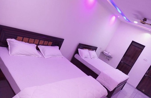 Rajpipla House | Family Home stay 2