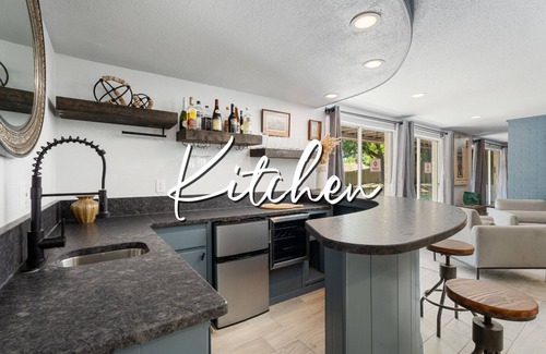 Central Oklahoma City House | Family Home w Pool-hot Tub-large Yard-pool Table