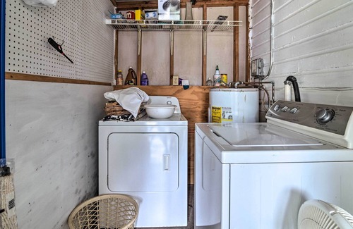 Florida South Atlantic Coast House | Family Home w/ Yard + Grill, Steps to Reedy Lake!