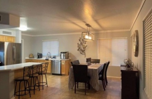 Litchfield Park House | Family Home with Pool, outdoor grill, and entertainment