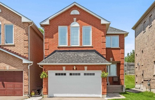 Bowmanville House | Family home with backyard fun! Close to Valley 2000 Conservation - Great Fishing