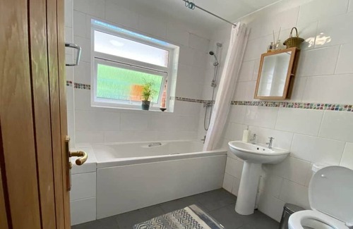 Harbertonford House | Family Home with large garden and pool near Totnes