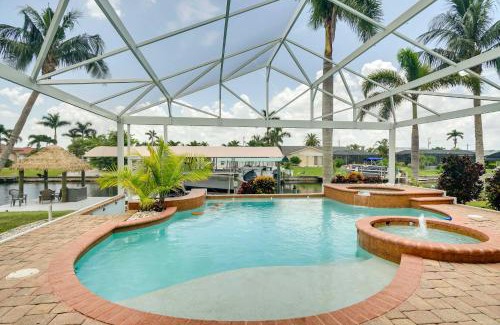 Caloosahatchee House | Family Home with Outdoor Oasis in Cape Coral!