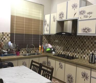 Kangar House | Family Homestay Kangar