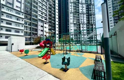 Nilai Apartment | Family Homestay