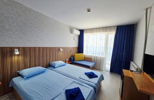 Tyulenovo Hotel | Family hotel Delfina