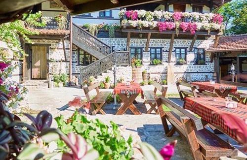 Dobrinishte Hotel | Family hotel Makedonska Kruchma