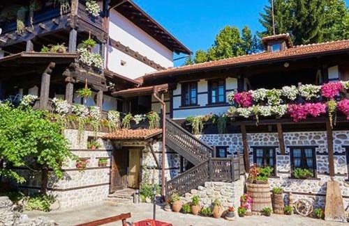 Dobrinishte Hotel | Family hotel Makedonska Kruchma