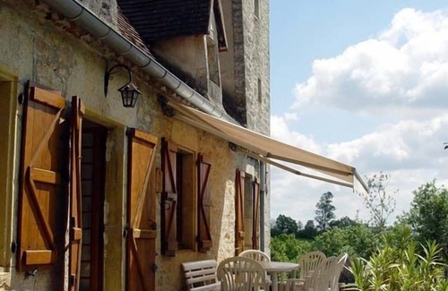 Lauzes House | Family house on two dovecotes