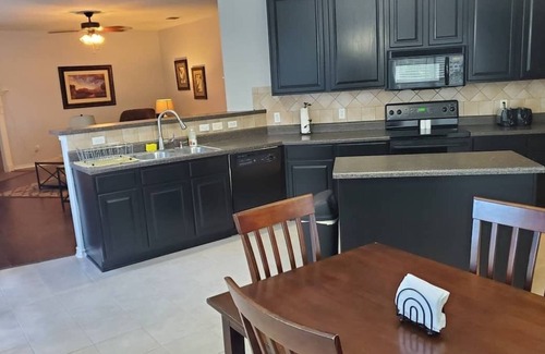 Heritage House | Family House, Sea World, Lackland AFB, Six Flags