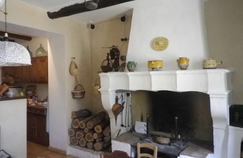 Pouzilhac House | Family house with swimming pool in a charming village