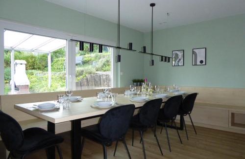 Neuastenberg House | Family Mountain Winterberg Chalet privates Haus 10 Pers 4 Schlafzimmer WiFi near Lift